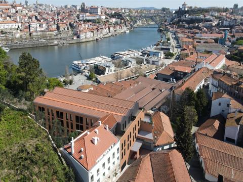Apartamento T2 com vista para o Rio Douro