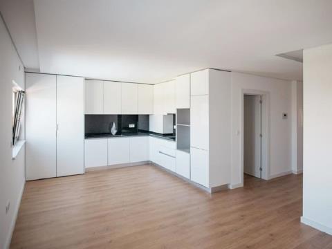 Apartment T2 new, Aveiro, city center