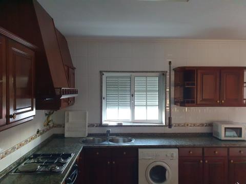 3 bedroom apartment for rent in Cacia, Aveiro