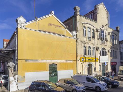 Building , Baixa, Coimbra / Sell