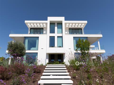 Apartamento T2 novo em excelente resort de luxo no Algarve
