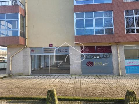 Espaço comercial em R/C situado no centro da cidade de Braga para venda
