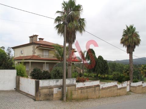 House T5 in Areias (S. Vicente), Barcelos