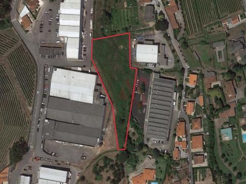 Industriebaugrundstück mit 5.685 m2 in Infias, Vizela