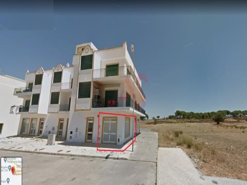 Shop with 35.8 m2 in Algoz, Silves
