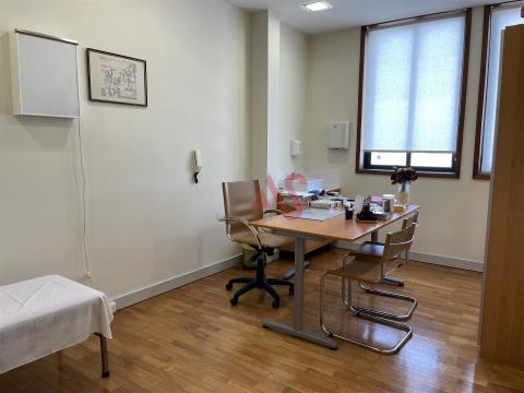 Office for rent in the center of Barcelos