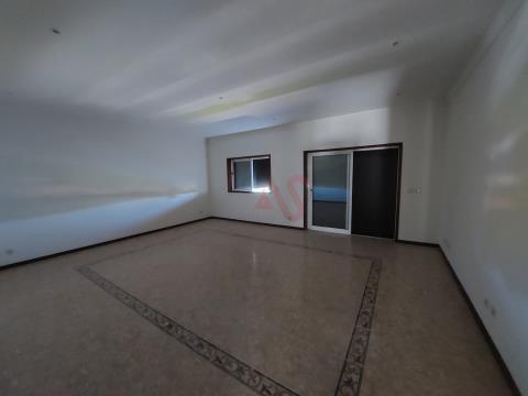 3 bedroom apartment in Carvalhosa, Paços de Ferreira