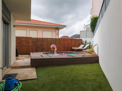 Detached house T3 with pool, in Sande S. Martinho, Guimarães