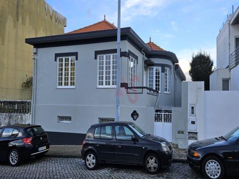 Detached House 3 Bedrooms in Santo Tirso
