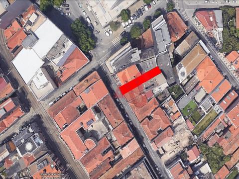 Bâtiment commercial et résidentiel avec PIP en phase d’approbation, à Matosinhos