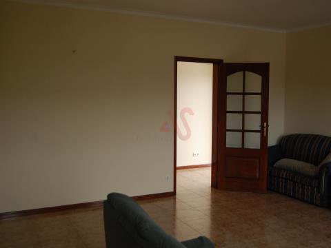Einfamilienhaus T3 in Vila das Aves, Santo Tirso
