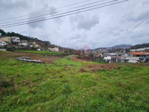 Terreno para construção com 8.300m2 em Lordelo, Guimarães