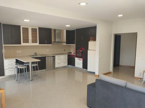 Appartamento con 3 camere da letto e mansarda in affitto ad Arcozelo, Barcelos