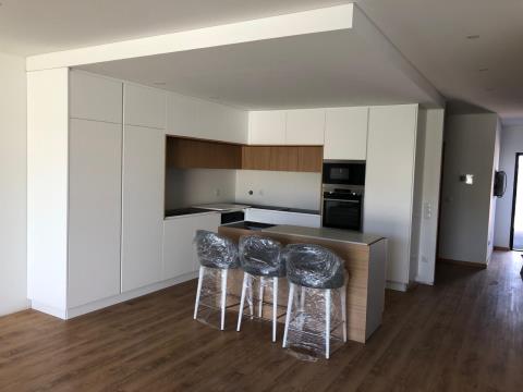 3-Zimmer-Doppelhaushälfte im Bau in Idães, Felgueiras
