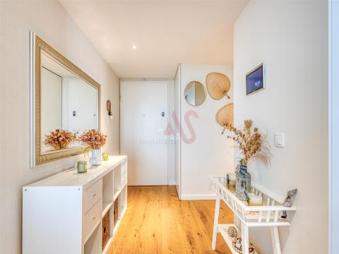 Appartamento con 3 camere da letto nel condominio Jardim das Camélias a Vila Nova de Gaia