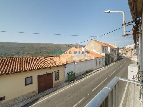 ANG934 - Moradia T3 para Venda em Mira de Aire, Porto de Mós