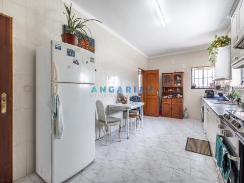 ANG1079 - 3 Bedroom House for Sale em Ericeira, Mafra