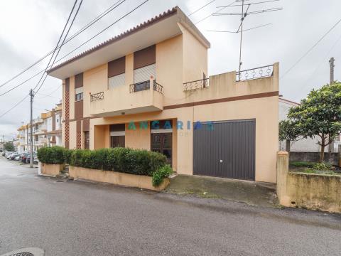 Maison de 3 Chambres à vendre à Vieira de Leiria, Marinha Grande