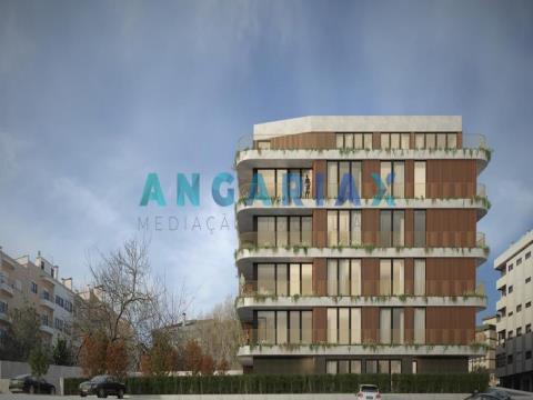 ANG766 - Apartamento T4 Novo para Venda em Leiria