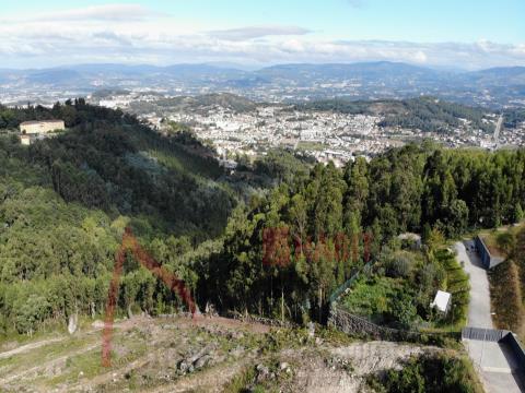 Building land in Espinho, Braga, Unobstructed views Close to Bom Jesus and Sameiro  The opportunity