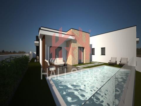T4 house / single storey / equipped kitchen / swimming pool / barbecue / underfloor heating / Ourém