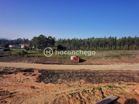 Excelente terreno com 11.000m2 para construção em Cervães Vila Verde