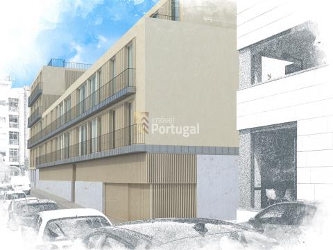 Cobertura T2 no Centro do Porto com Garagem