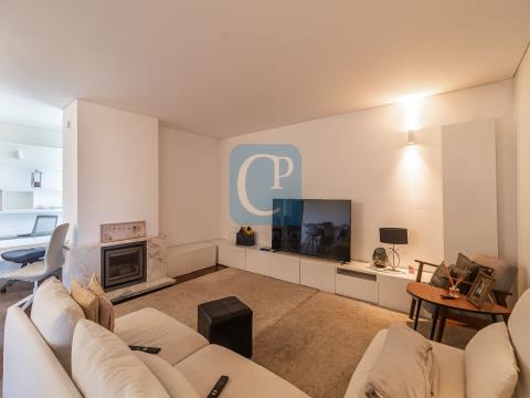 3 bedroom apartment furnished and equipped in Freixo