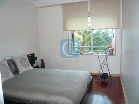 2 bedroom apartment in a reference condominium in the Constitution