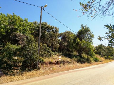 Land for construction of your dream home with fantastic views in Monte Canelas