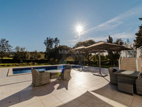 Luxury country house with pool and guesthouse close to the beaches of Carvoeiro and Ferragudo
