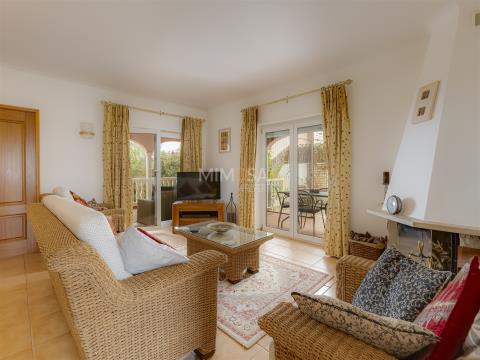 Elegant 3+2 bedroom villa in Vale da Lama with panoramic views