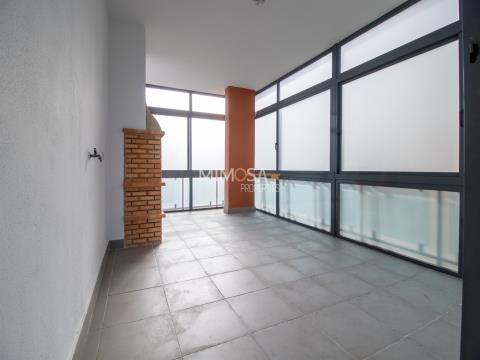 Apartamento céntrico T2 con terraza en Lagos