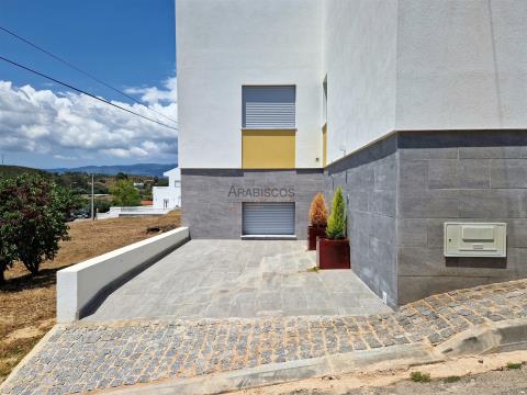 Vivienda T3 - Nueva - Azotea de 102 m2 - Jardín Mediterráneo - Rasmalho - Portimão - Algarve