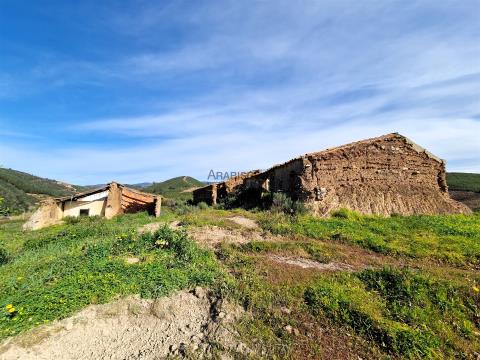 Terrain avec 4 ruines - Vue sur la montagne de Monchique - Barrage - Casas Velhas - Portimão - Algar