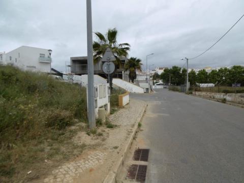 Estômbar-Lagoa Grundstück für den Bau eines Einfamilienhauses