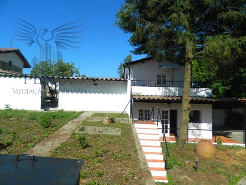 Two villas with pool in Fafe-Arões