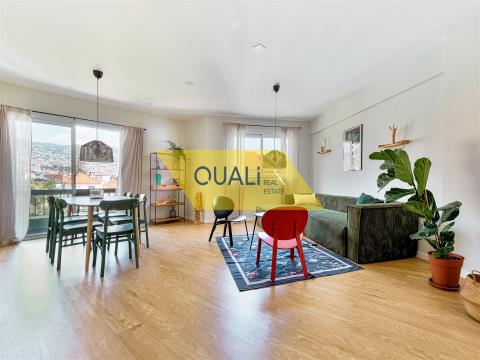 Apartamento de 3 habitaciones en Sao Pedro, Funchal 395.000€