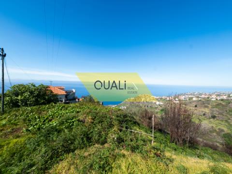 Building plot with 1000 square meters and project approval in Ribeira Brava