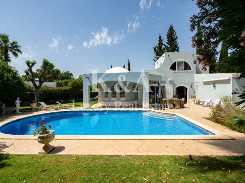4 Bedroom Villa in the heart of the Golden Triangle, Algarve.