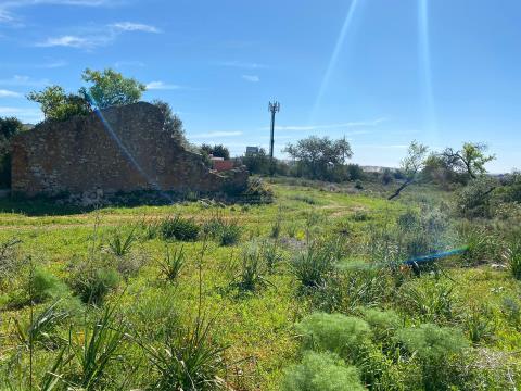Land with 50,260 m2 with ruin of 180 m2