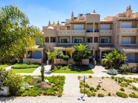 For sale, LUXURY 2 bedroom townhouse close to Ferragudo