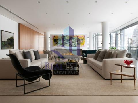 Apartamento T2 com garagem em Faro 