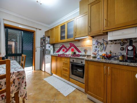 "Apartamento T3 à Venda em Mira, Coimbra - €180.000, Ref. MC472"