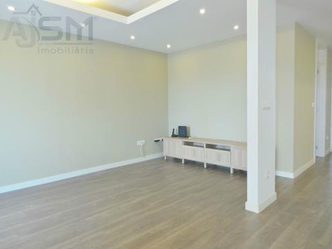 2-bedroom apartment in the central area of Lisbon, completely renovated