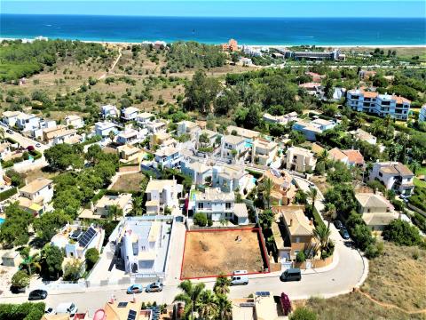 Plot of land for construction 505 m2, Meia Praia, Lagos, Algarve