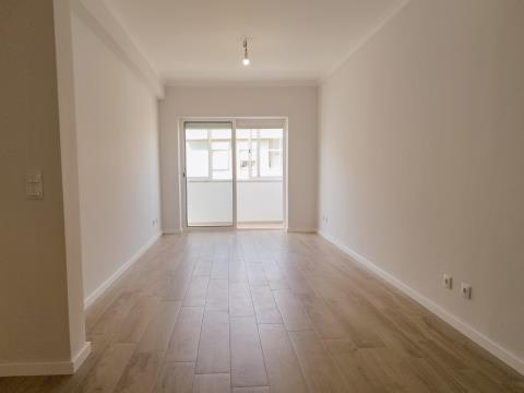 T2 refurbished to 15min. walking distance to the metro and train