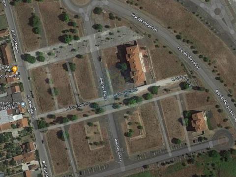 Plot of land for construction of 20 apartments, Quinta das Trigosas - Santarém