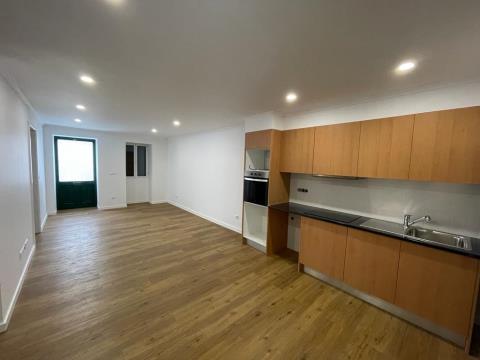 Apartment Floor Dwelling T1+1