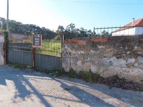 Terreno para construção com 810 m2 e de 10 m de frente em São Miguel do Souto